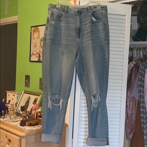 Curvy stretch mom jeans